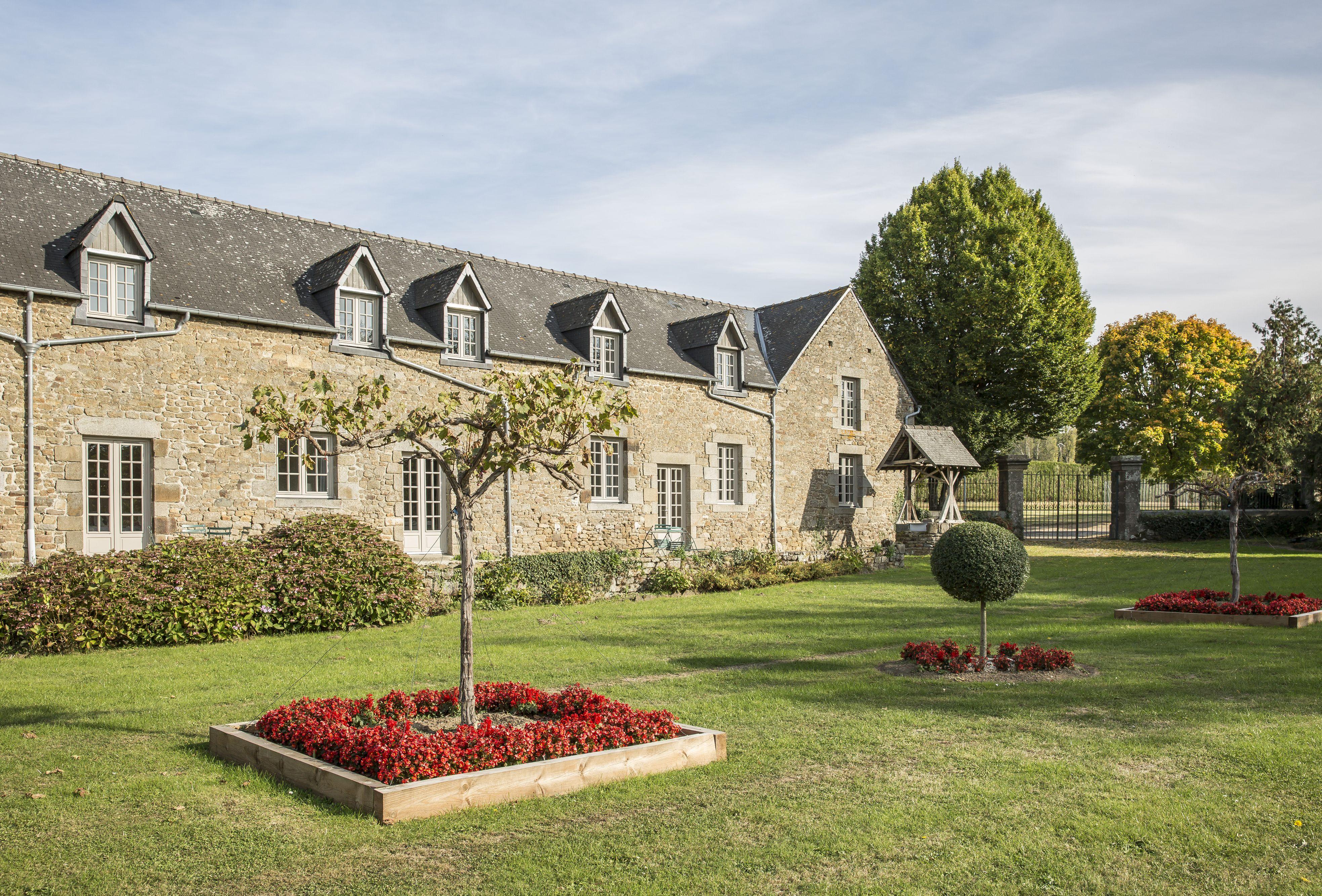 Hotel De L'Abbaye Le Tronchet  Luaran gambar